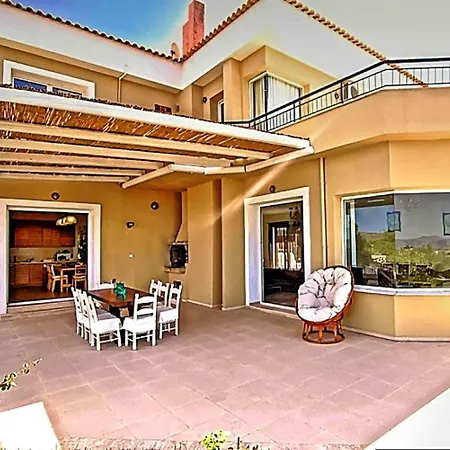 Discrete Episkopi Otel 2*