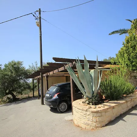 فندق Discrete Episkopi Koufi